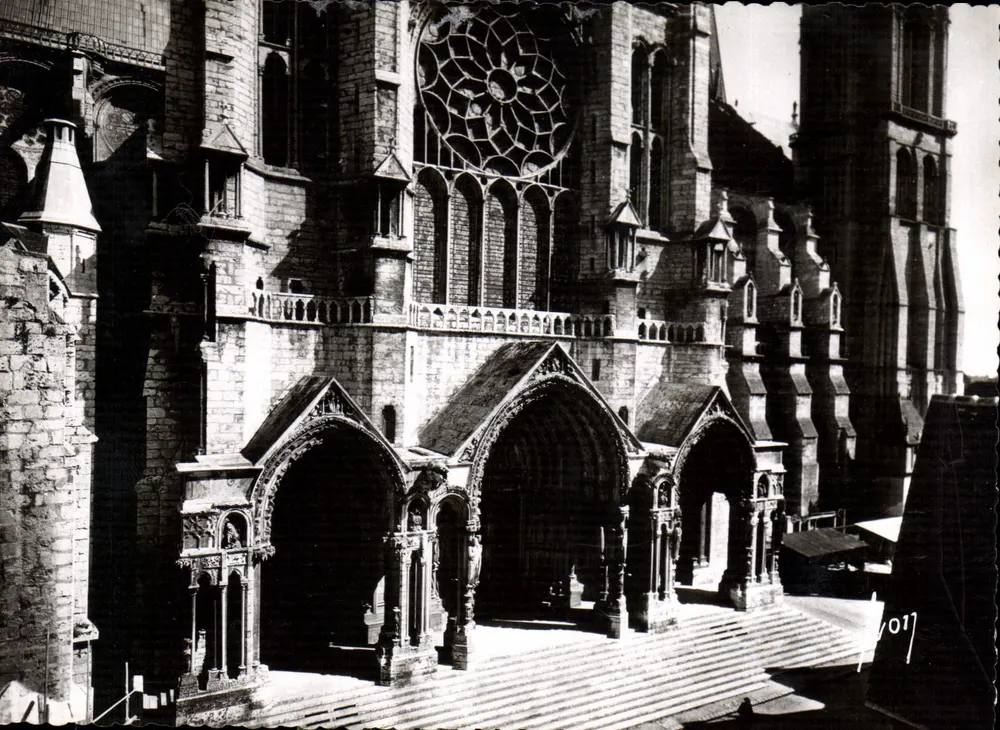 Chartres (Eure-et-Loir) — A Catedral Portão Norte — Éditions d'Art 'VYON', Paris - Frente