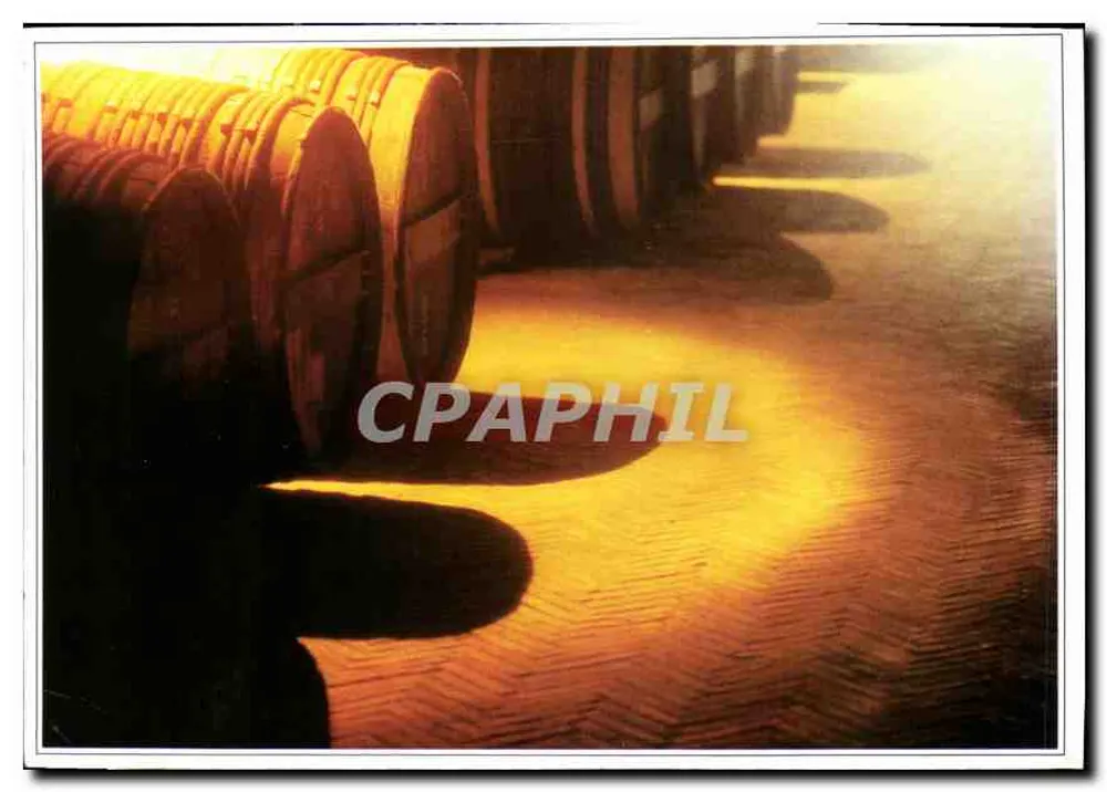 Chai de envelhecimento — Hennessy — editor Hennessy Cognac - Frente