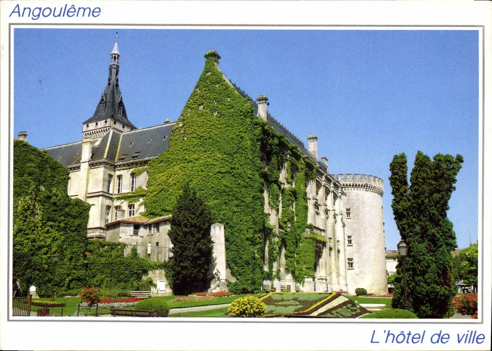Angoulême — O hotel de cidade — Artaud Frères - Frente