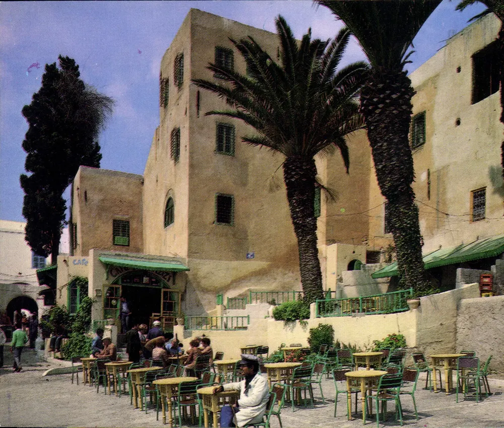 Café ao ar livre em Sidi Bou Said — Édichem, n° 1041 - Frente