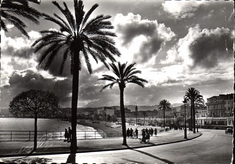 Coucher de soleil sur la baie des Anges — Nice — Éditions S.T.T. 35, Ed. Bella NICE - Frente