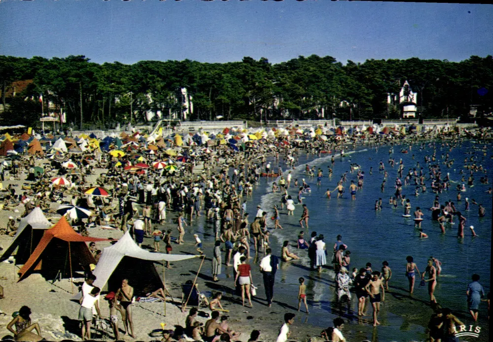 Côte d'Éeauté — Der Strand von Saint-Palais-sur-Mer zur Badezeit — Éditions Linogos - Vorderseite