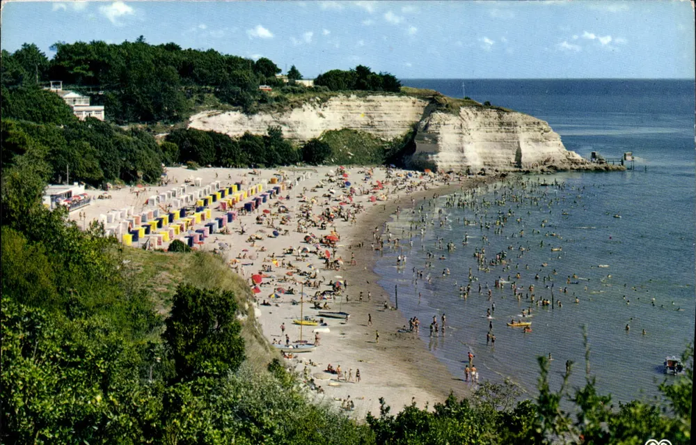 Zandstrand van de Nonnen — Meschers-sur-Gironde — uitgever Artaud & Cie - Voorkant