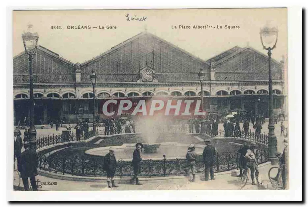 Orléans — Die Station — Place Albert Ier - Vorderseite