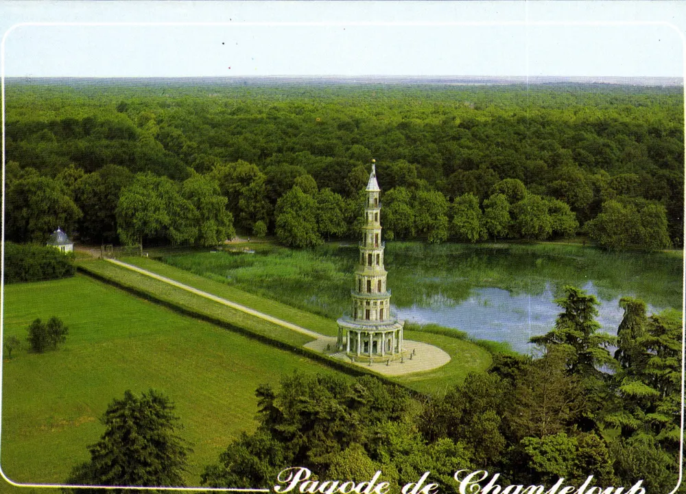 Pagode von Chanteloup — Luftaufnahme — Schlösser der Loire, 763 Amboise (Indre-et-Loire) - Vorderseite