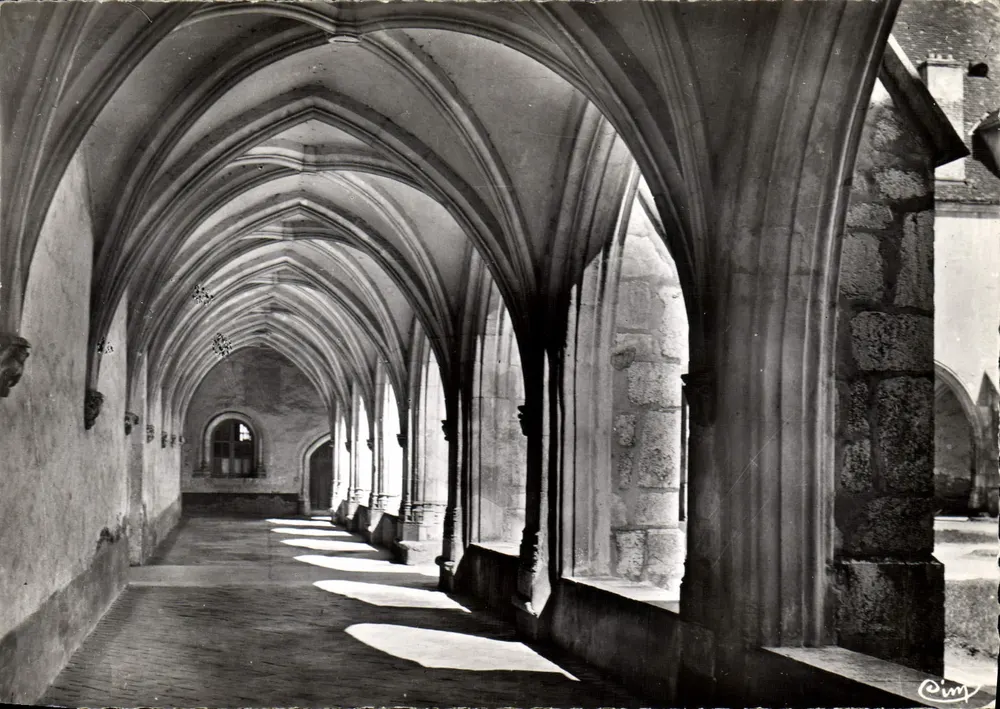 Bourg-en-Bresse (Ain) — Igreja de Brou, O Cloître — Imp. Macor, 'CIM' - Frente