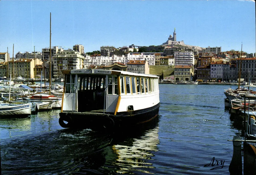 Ferry-boat César w Marsylu — widok na Stare Porty i Stare Marsylu — Wydawnictwo Tardy - Awers