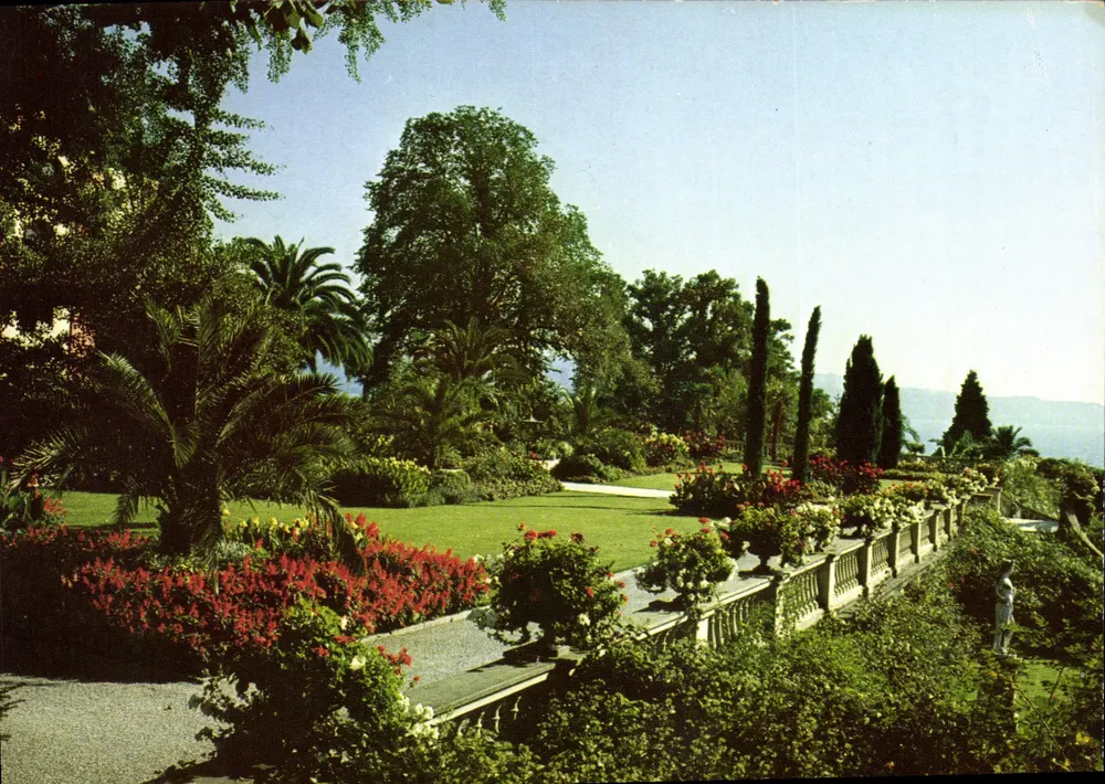 Ilha de Mainau — Terraço do castelo — Verlag Mainau & Walling GmbH - Frente