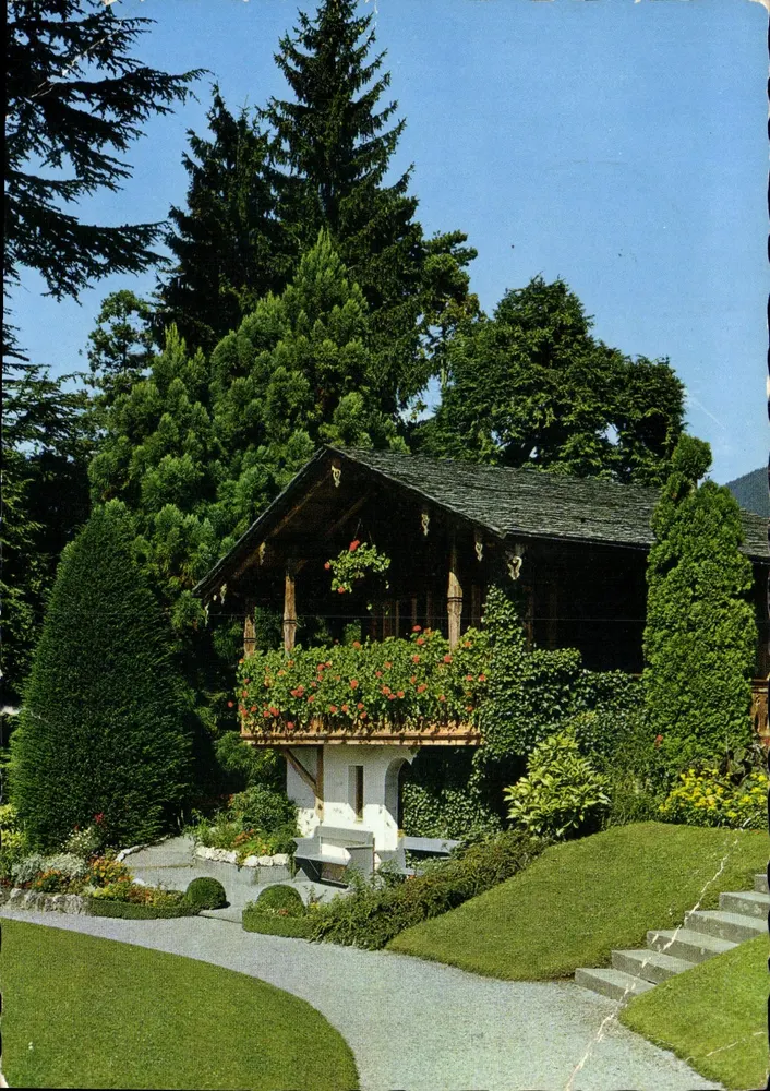 Altes Chalet in der Nähe von Oberhofen — Speicher bei Oberhofen — Verlag nicht sichtbar - Vorderseite