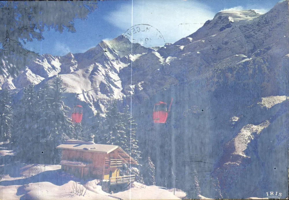 Montanha nevada — Cabines de teleférico — Lumicad, Alta-Savoia - Frente