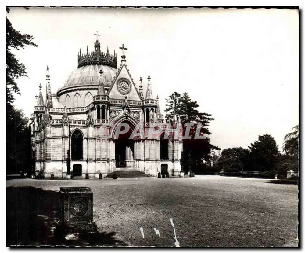 Capela Real de Dreux — construída em 1816, terminada em 1848 — Cliché Paul Rozet - Frente