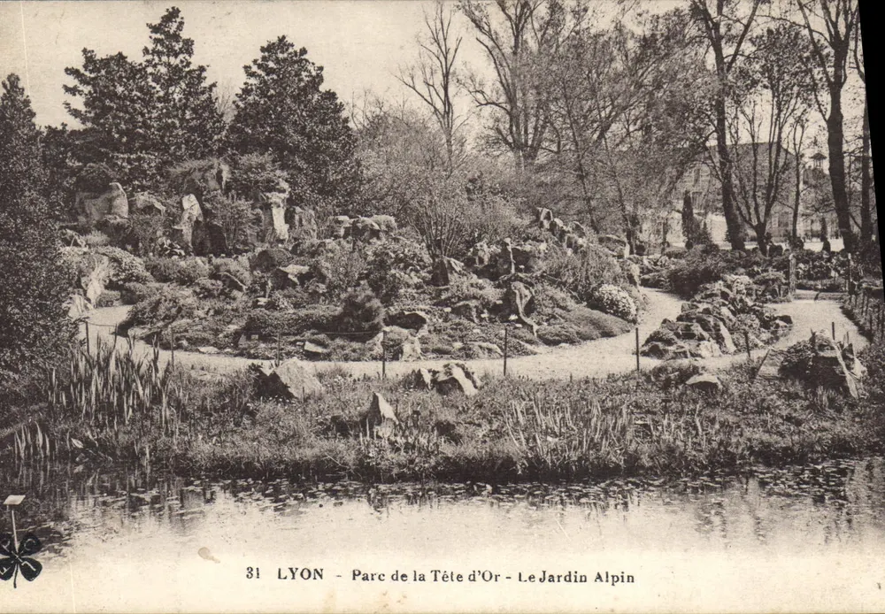 LYON - Park des Kopfes des Goldes - Der Alpinen Garten - Vorderseite