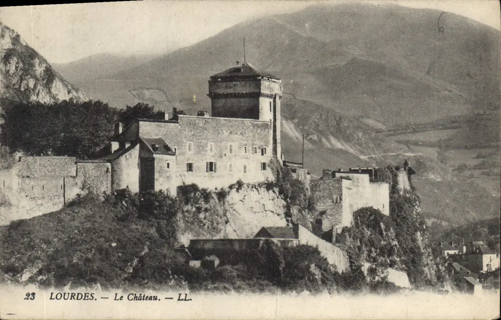 Lourdes — O Castelo — LL. - Frente