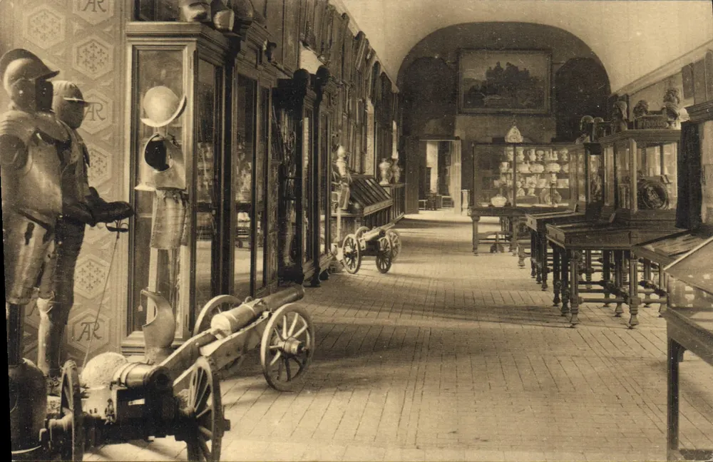 Saal der Hirsche (westlicher Teil) — Historisches Museum Nancy — Serie 2 - Vorderseite