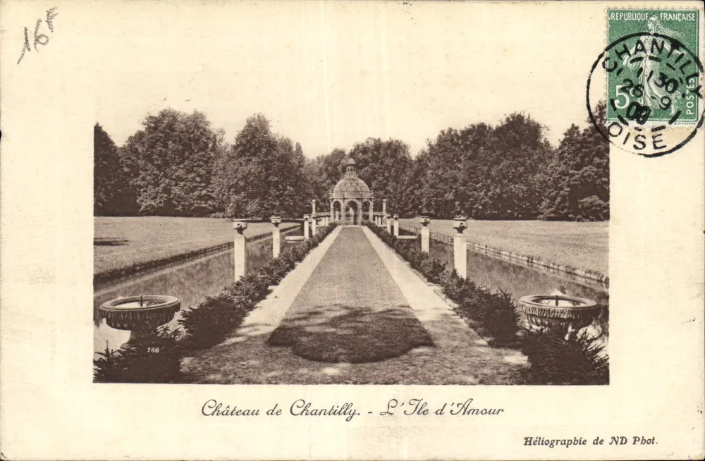 Castelo de Chantilly - A Ilha de Amor — Héliografia de ND Pbot. - Frente