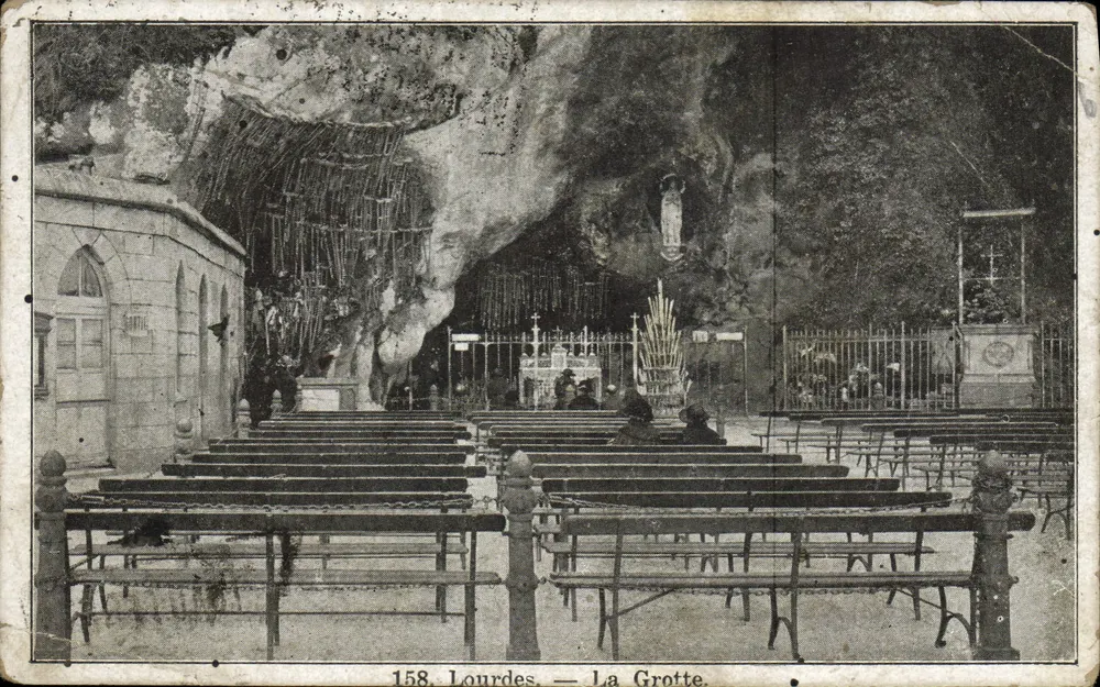 Lourdes — La Grotte — éditeur Lourdes, n° 158 - Frente
