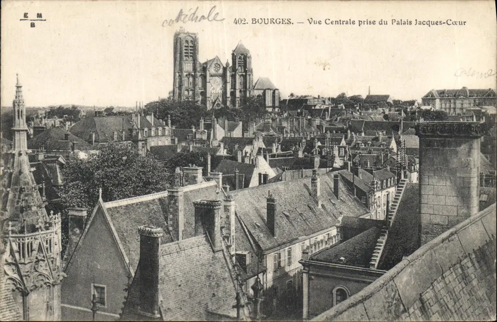 Bourges — Zentraler Blick vom Palais Jacques-Cœur — Verlag Calonne, Nr. 402 - Vorderseite