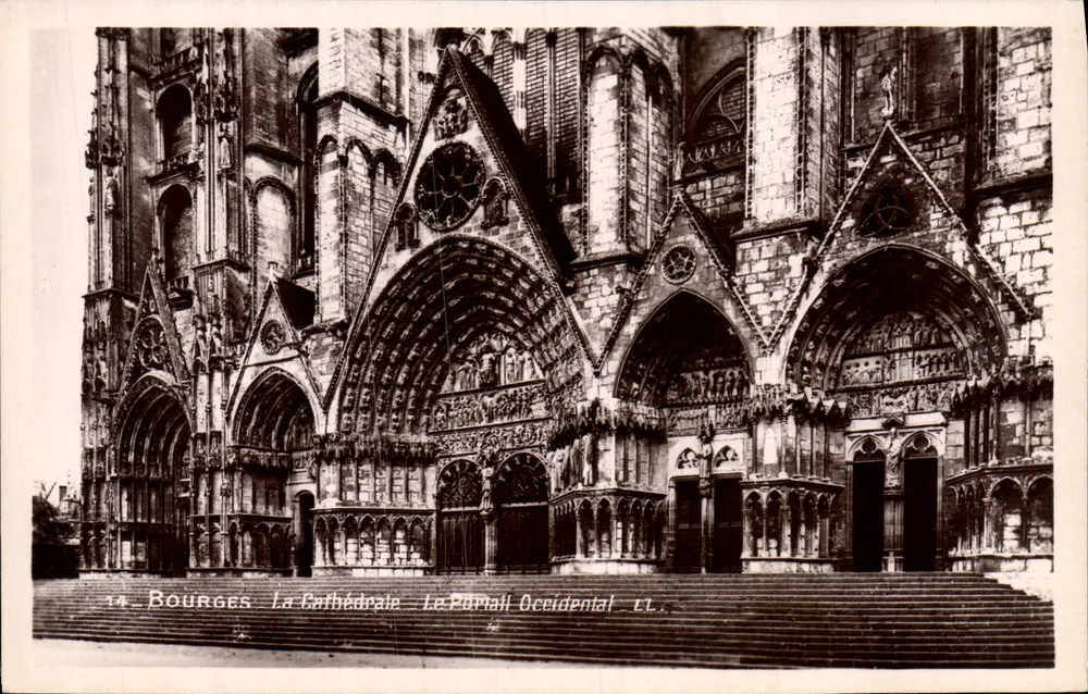 Bourges. De Kathedraal. Het Westelijke Portaal — LL. — n°14 - Voorkant