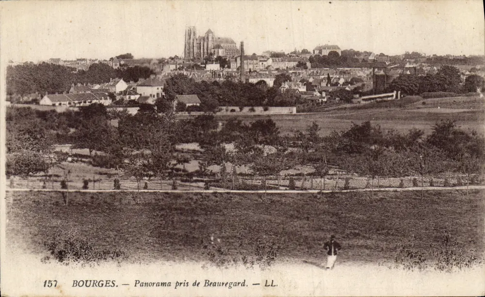 Bourges — Panorama tirado de Beauregard — LL. n°157 - Frente