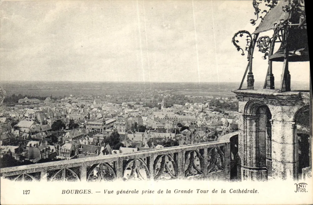 Bourges — Allgemeiner Blick vom Großen Turm der Kathedrale — JNT Phot. - Vorderseite