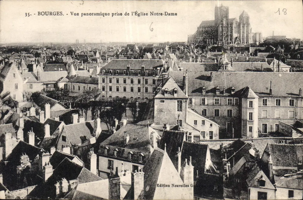 Bourges — Panoramablick vom Notre-Dame-Dom — Ausgabe Nouvelles G - Vorderseite