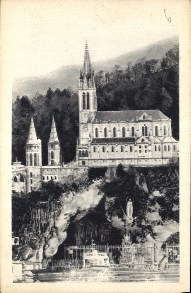 Lourdes — La Gruta y la Basílica — Edit. del Palacio del Rosario, Lourdes - Anverso