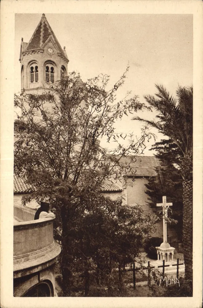 Insel Saint-Honorat — Ein Eckbereich des Klosterfriedhofs — Art Editions MONA, Paris - Vorderseite