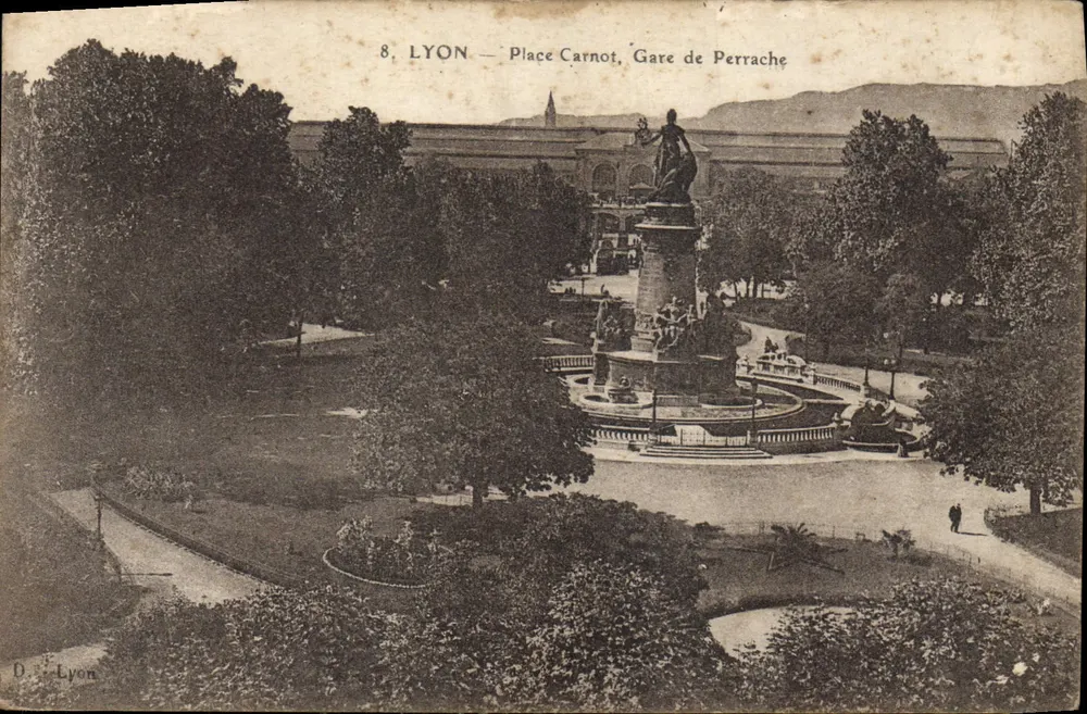 LYON — Place Carnot, Station Perrache — D. Lyon, n°8 - Voorkant