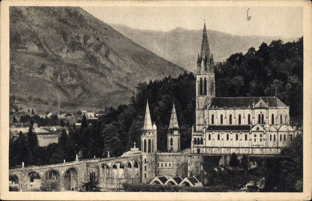 Lourdes — A Basílica e o Pic du Jer — Edição P. Douket - Frente