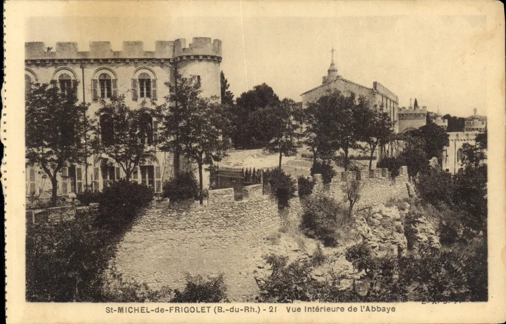 St-MICHEL-de-FRIGOLET (B.-du-Rh.) — Innenansicht der Abtei — Künstlerische Postedition - Vorderseite