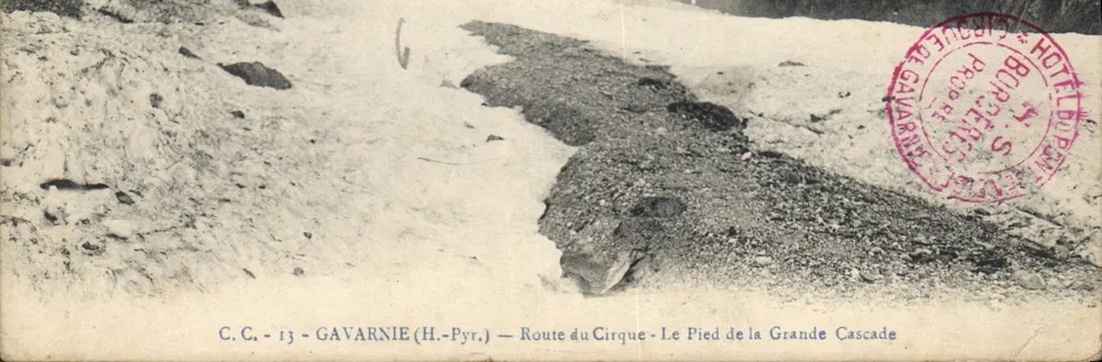 Gavarnie (H.-Pyr.) — Route des Cirques - Fuße der Grande Cascade — C.C. - 13 — Verlag C.C. - Vorderseite