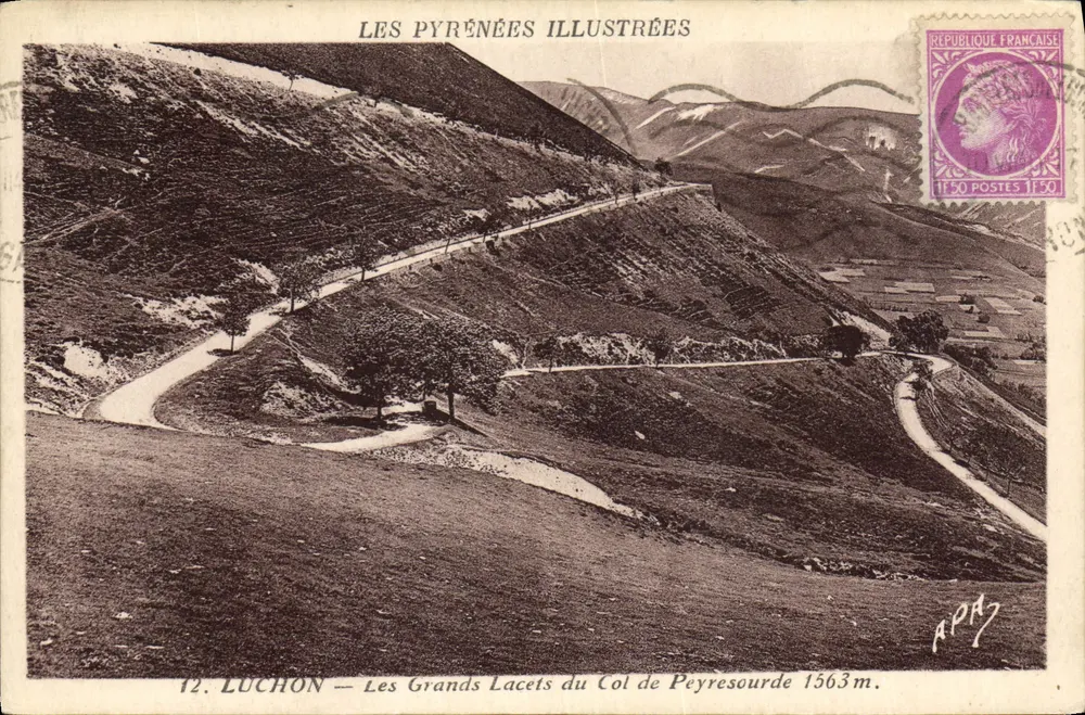 Luchon — Les Grands Lacets du Col de Peyresourde 1563m — Les Pyrénées Illustrées, n°12 - Vorderseite