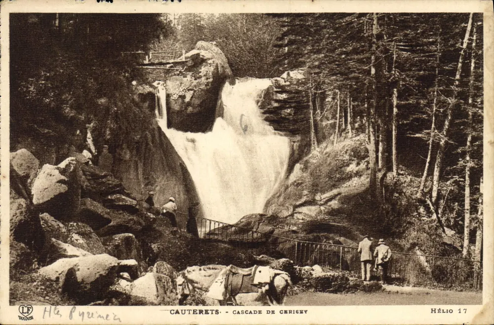 Cauterets - Cachoeira de Cerisey — Hélio 17 - Frente
