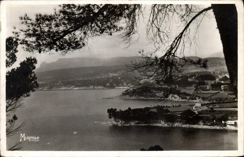 Cassis-sur-Mer — Aussicht auf den Golf — Mireille - Vorderseite