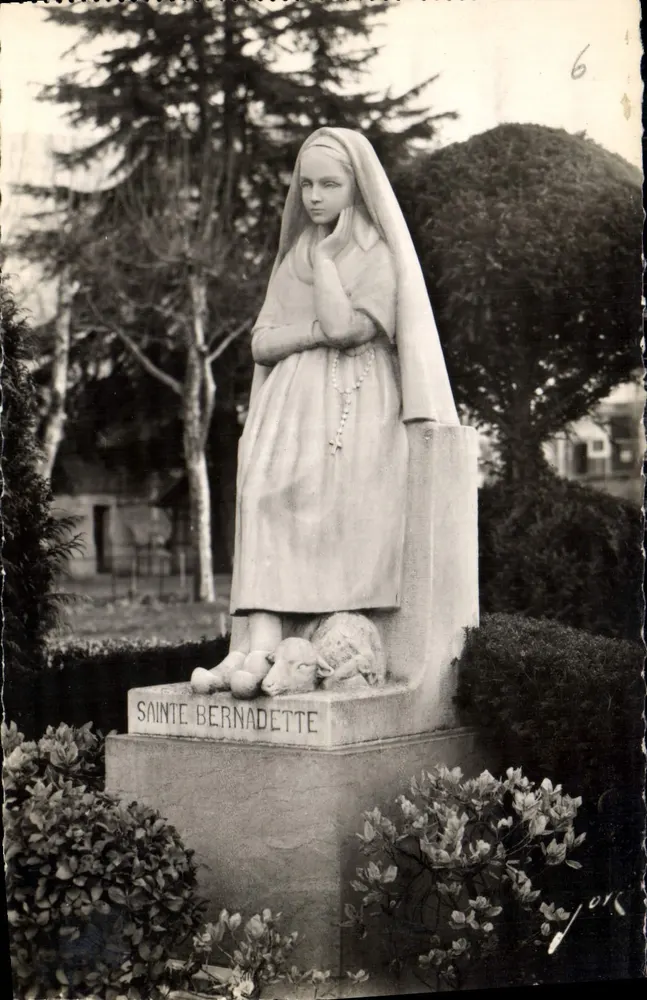 Sainte Bernadette — Statue auf der Esplanade der Basilika — Éditions JOVE, PAU - Vorderseite