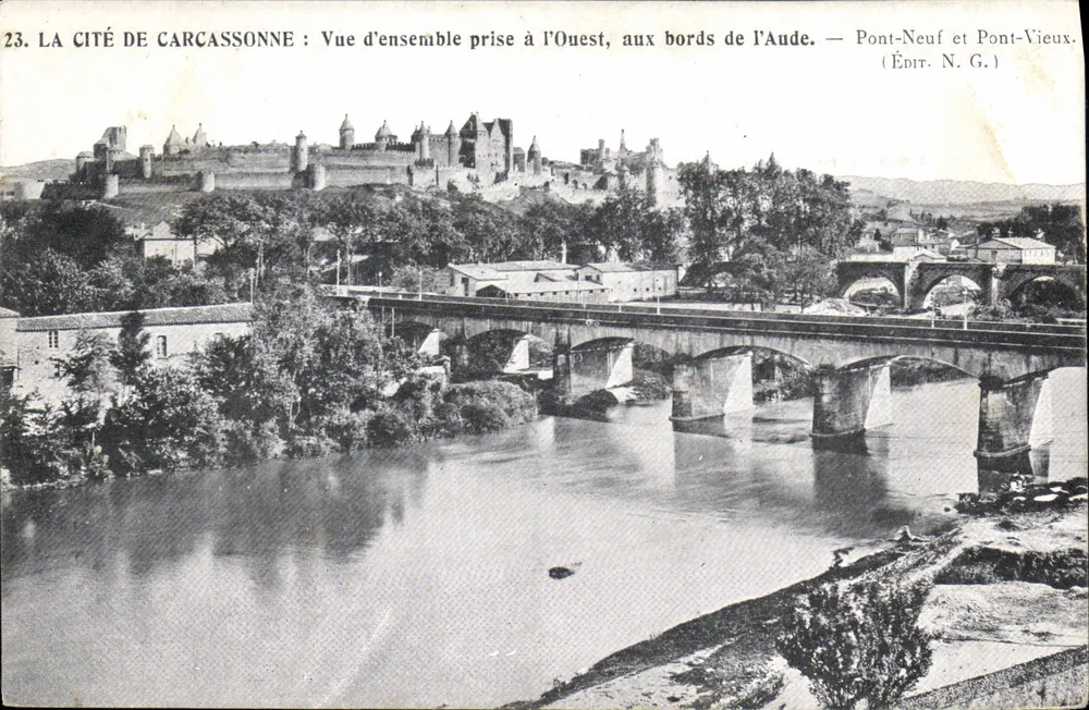 Carcassonne — Überblick vom Westen, entlang der Ufer der Aude — Neuer Brücke und Alte Brücke — Verlag N.G. - Vorderseite