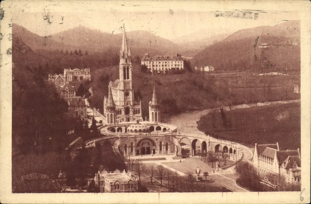 Lourdes — O Castelo-Forte e o Museu Pirineu — Edição P. Douzé, n°6 - Frente