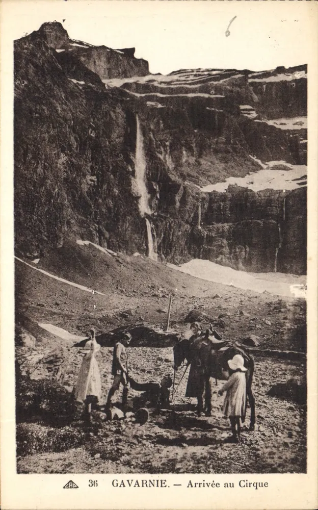 Gavarnie — Chegada ao Circo — Editor Letvy e Neudien, Paris - Frente