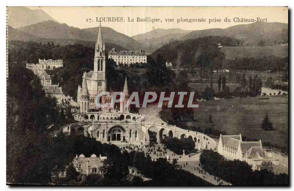LOURDES. Die Basilika, Aufnahme aus dem Château-Fort — Verleger nicht sichtbar, Seriennummer 17 - Vorderseite