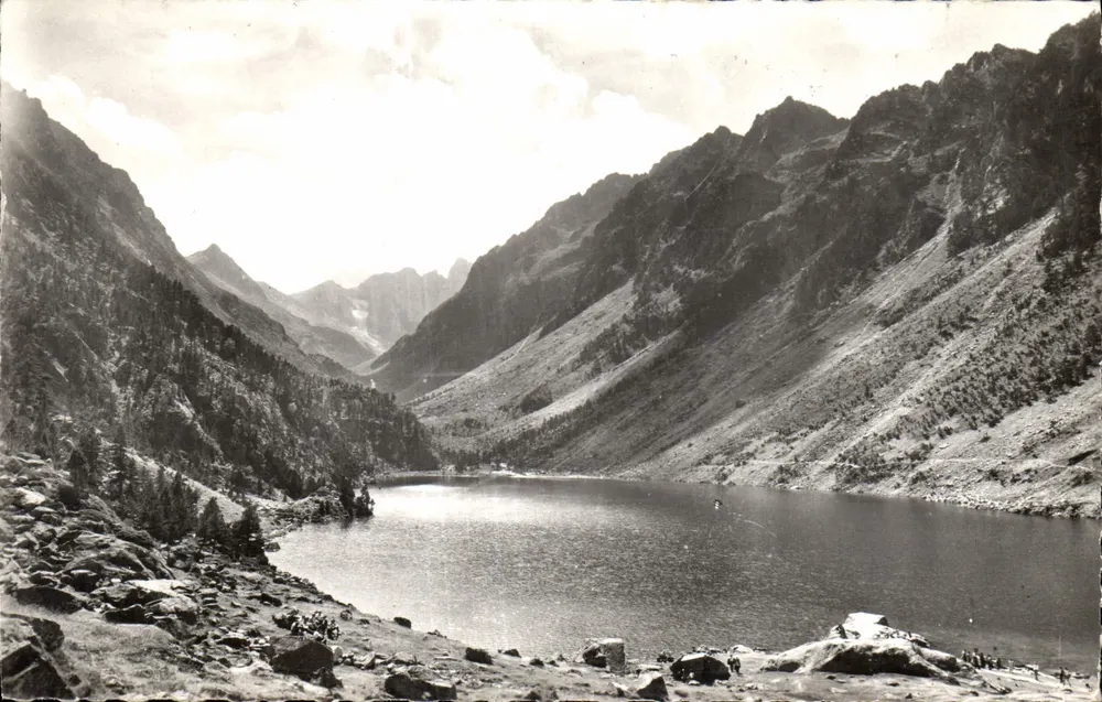 Umgebung von CAUTERETS (Hohe Pyrenäen) — See Gaube — Éditions Frères Lumières, Lyon - Vorderseite