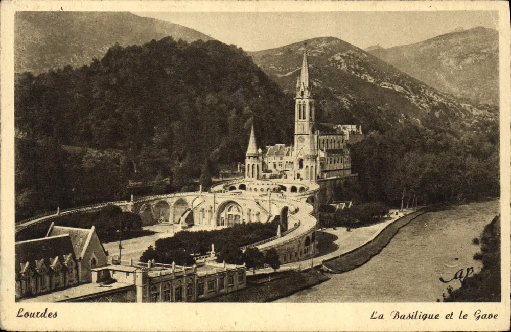 Lourdes — A Basílica e o Gave — Jap - Frente