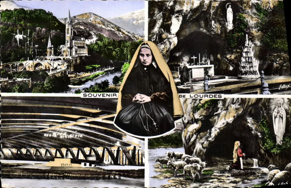 Lourdes — Erinnerungskarte von Lourdes — Edit. P. DOUCET & Place Peyrou - Vorderseite