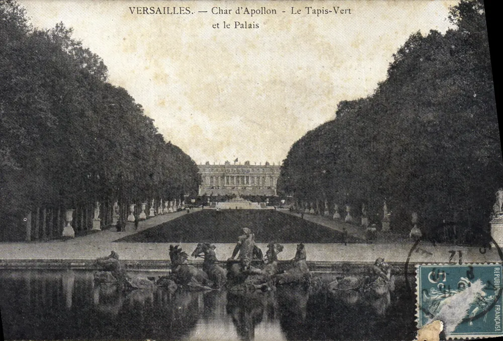 Versailles — Apollons Wagen — Der Grün Teppich und das Schloss - Vorderseite