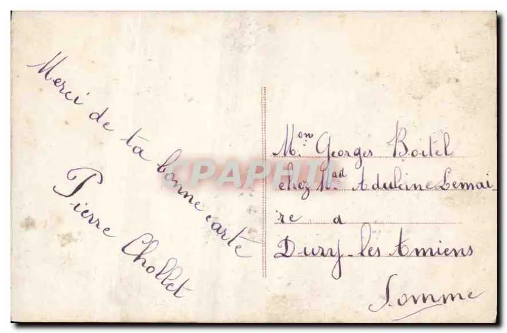Criança com traje marítimo segurando um buquê — carta postal francesa com selo verde de 5c - Verso