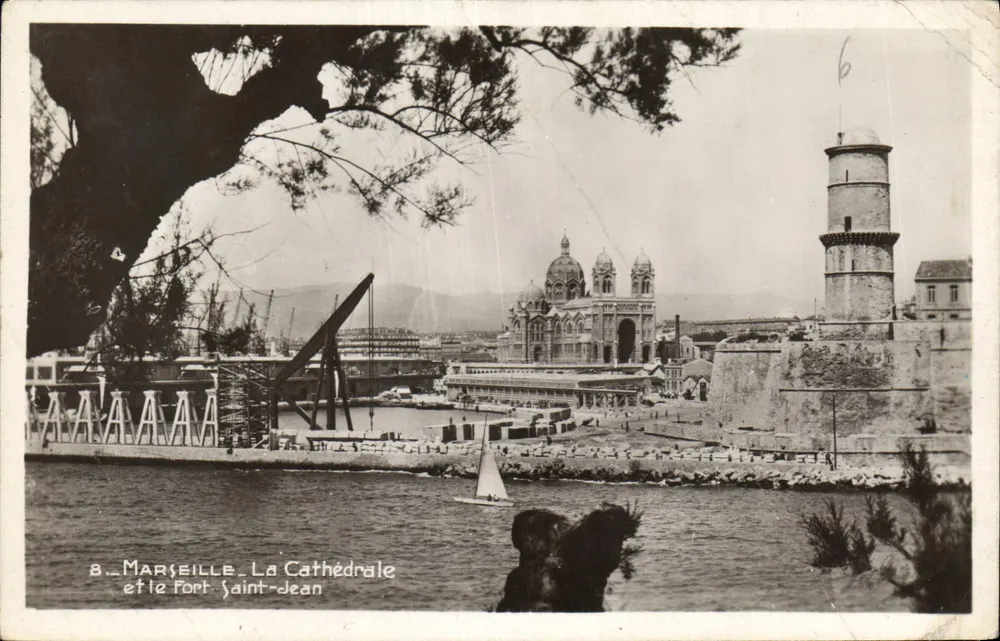 Marseille — Die Kathedrale und das Fort Saint-Jean — Editions 'LA CICOGNE' - Vorderseite