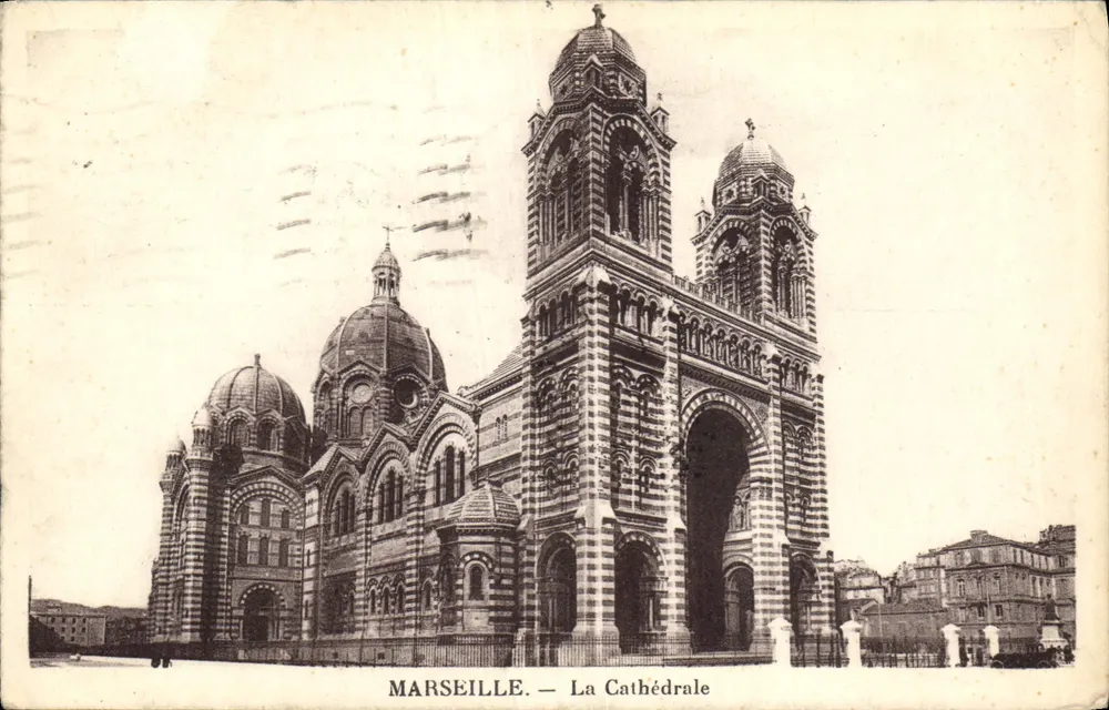 Marselha — A Catedral — Editor desconhecido, número de série não visível - Frente