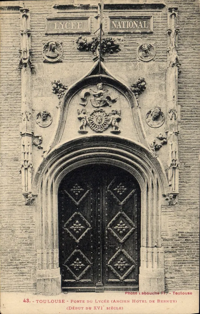 Toulouse - Tor des Lycée (Ehemaliges Hotel de Bernuy) — Anfang des 16. Jahrhunderts — Photo Labouche-Fr, n°43 - Vorderseite