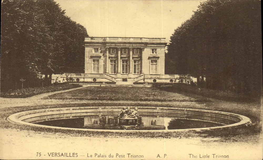 Versailles — O Palácio do Petit Trianon — A.P. (n°75) - Frente