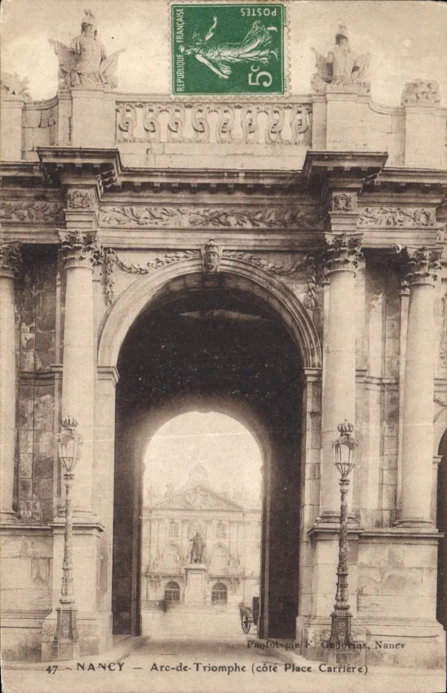 NANCY — Arco do Triunfo (lado da Place Carrière) — Fototipia F. Oedovins, Nancy - Frente