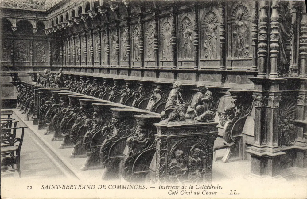 Saint-Bertrand de Comminges — Innenansicht der Kathedrale. Ziviler Teil des Chors — LL. - Vorderseite